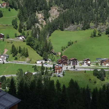 Cesa Fossal Apartmán *
